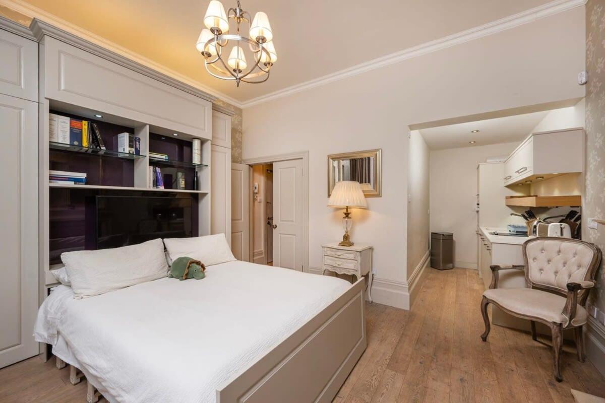 Charming Chelsea Studio Your Cozy Urban Retreat Londra Dış mekan fotoğraf