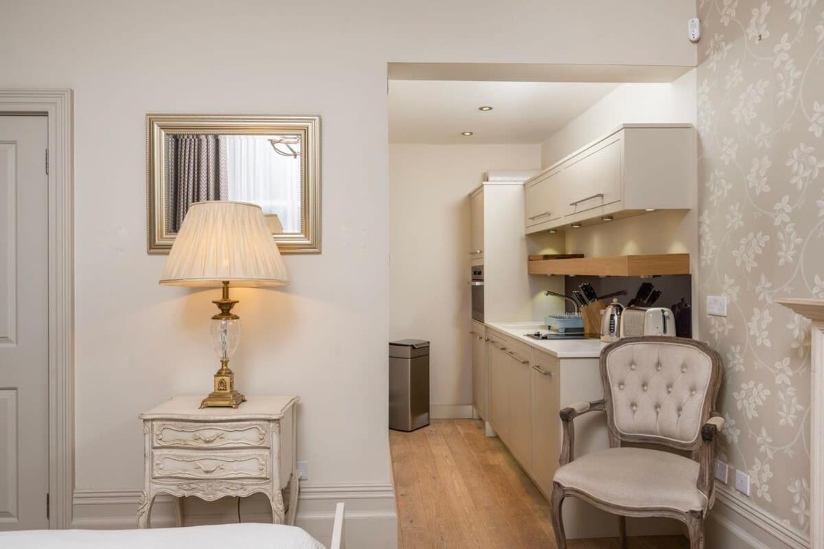 Charming Chelsea Studio Your Cozy Urban Retreat Londra Dış mekan fotoğraf